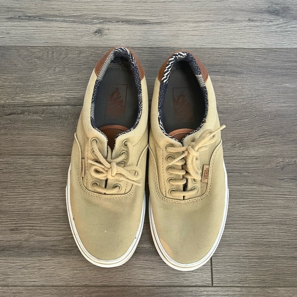 Vans flats 8 tan - Picture 2 of 3